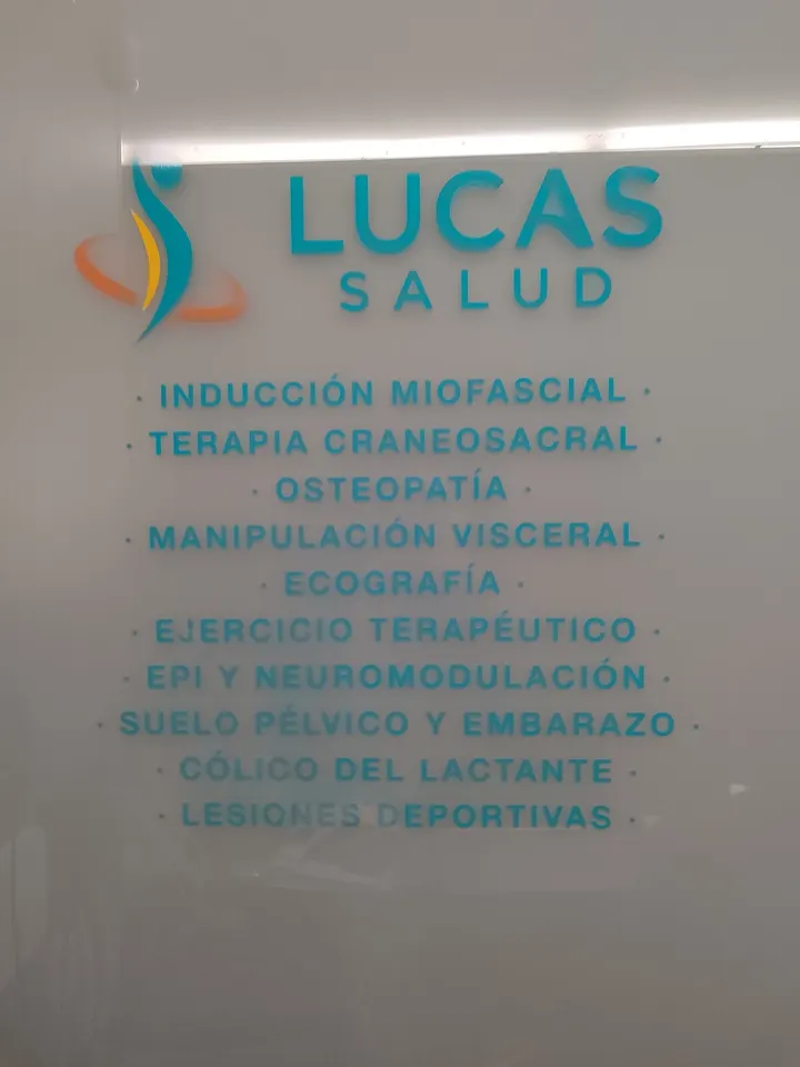 Lucas Salud — Yoga en Cortijo Grande, Almería