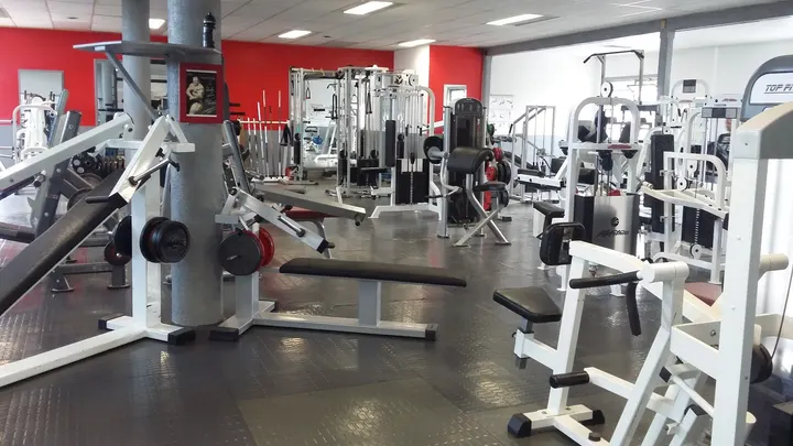Bodyform — salle de fitness-studio à Montceau-les-Mines — 3
