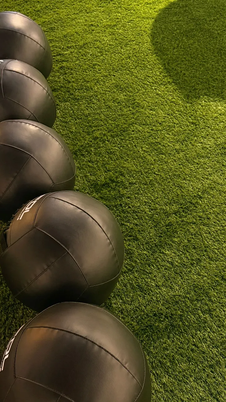 ENTRENA EN KOM — Entrenamiento personal en Teatinos, Oviedo