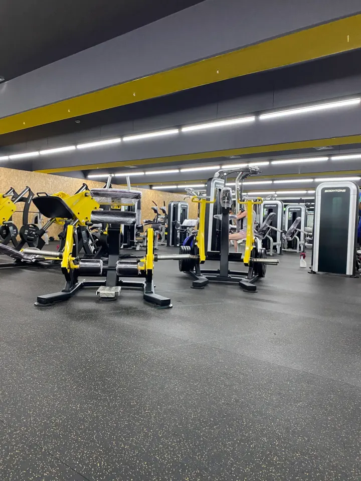 LIFT FITNESS LAGOS — Ginásio em Porto de Mós, Lagos