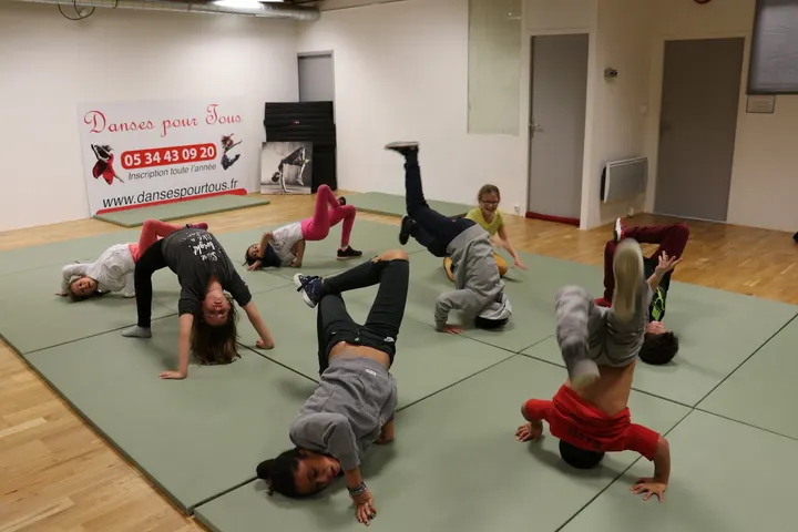 Danses pour Tous — danse-studio à Péchabou — 2