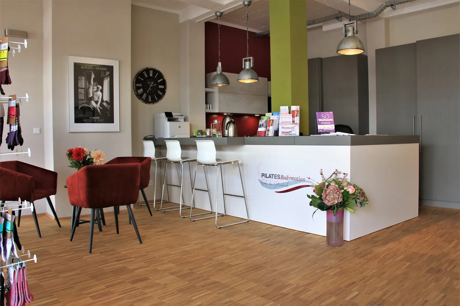 Weiler Ute u. Brechtefeld Britta Pilates Bodymotion — pilates-studio in Rodenkirchen, Köln — 2