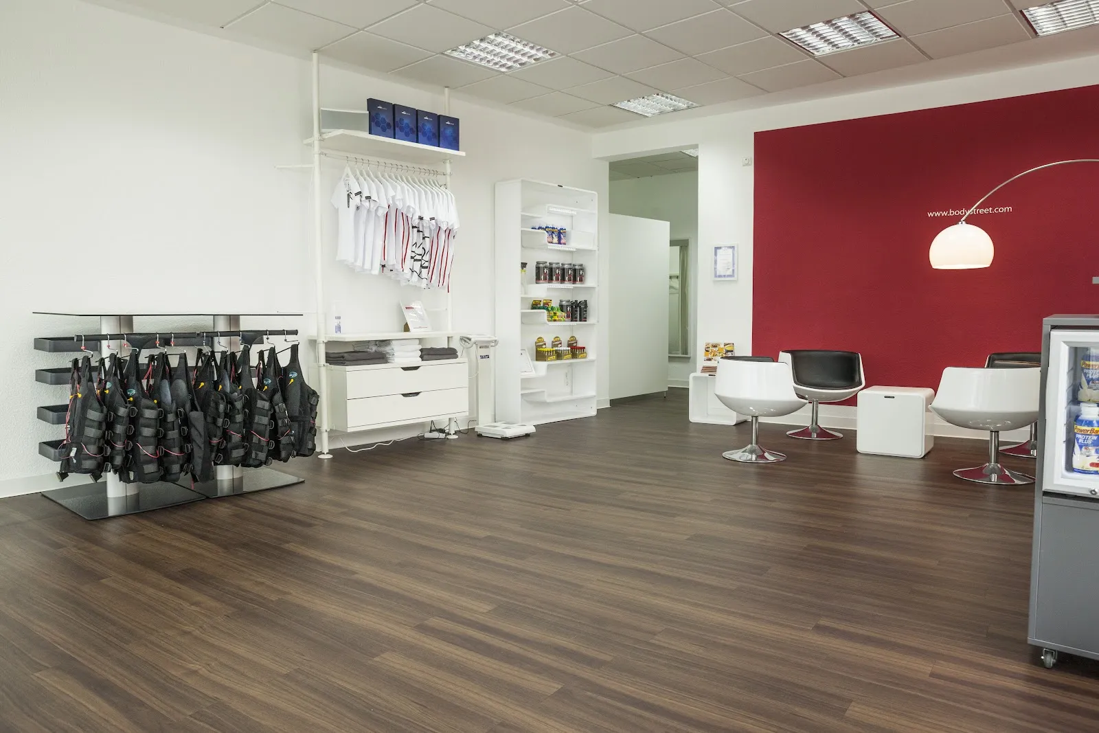 Bodystreet Bonn Stiftsplatz Wichterich UG (haftungsbeschränkt) — fitnessstudio in Bonn-Zentrum, Bonn — 3