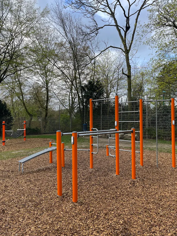 Calisthenics Park — calisthenics-studio in Buchholz, Duisburg — 2