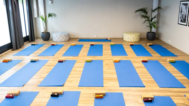 YOZE - Issy-les-Moulineaux — yoga-studio à Quartier Centre-Ville / Corentin Celton / Les Varennes, Issy-les-Moulineaux — 2