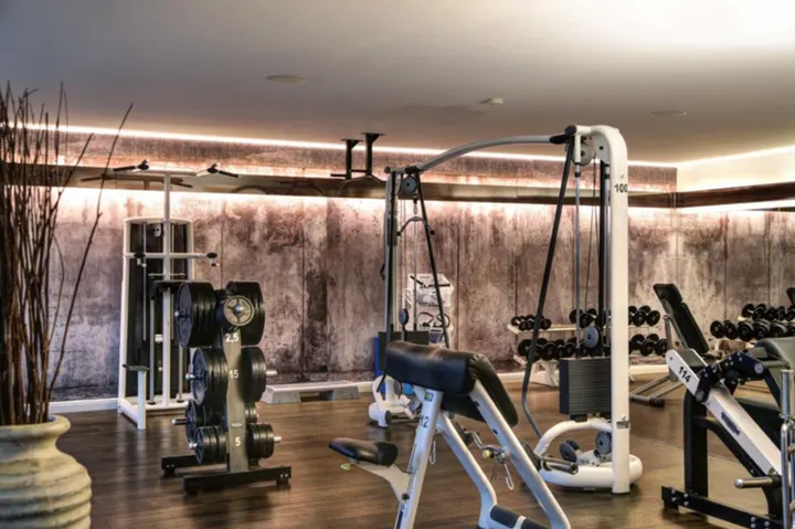 Racket Inn Sporthotel — fitnessstudio in Schnelsen, Hamburg — 2