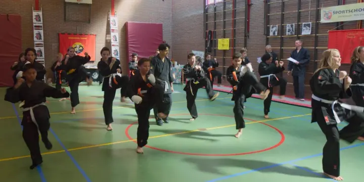 Segers Sportschool — Sportschool in De Leyens, Zoetermeer