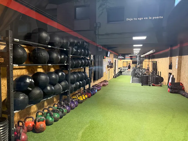 CrossFit Santa Coloma — CrossFit en Riu Nord, Santa Coloma de Gramenet