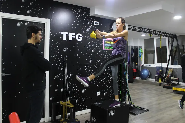 Training For Gold — Entrenamiento personal en El Arenal, Sevilla