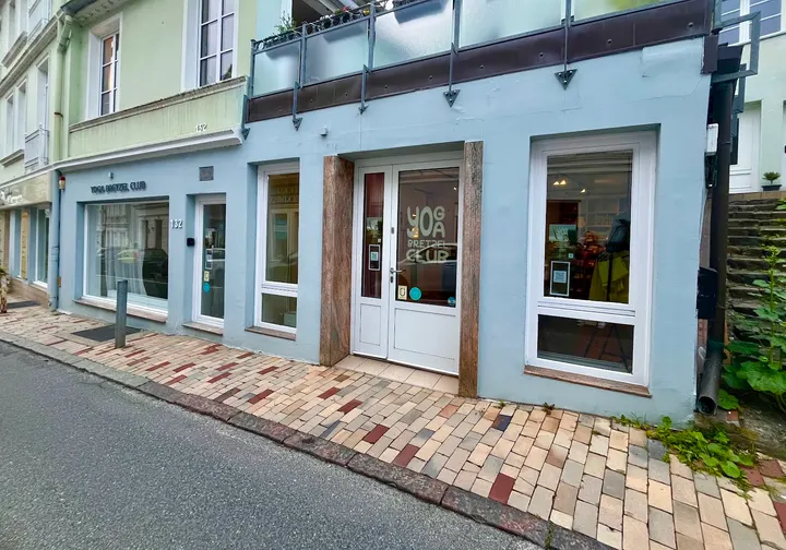 Yoga Bretzel Club — Yoga in Blankenese, Hamburg