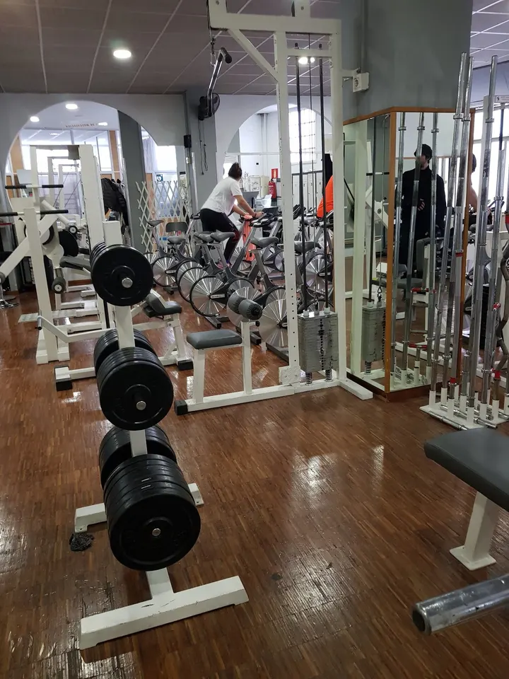 Club de Salud Gimnasio Imagen — estudio de fitness-studio en Centro - Sagrario, Granada — 2