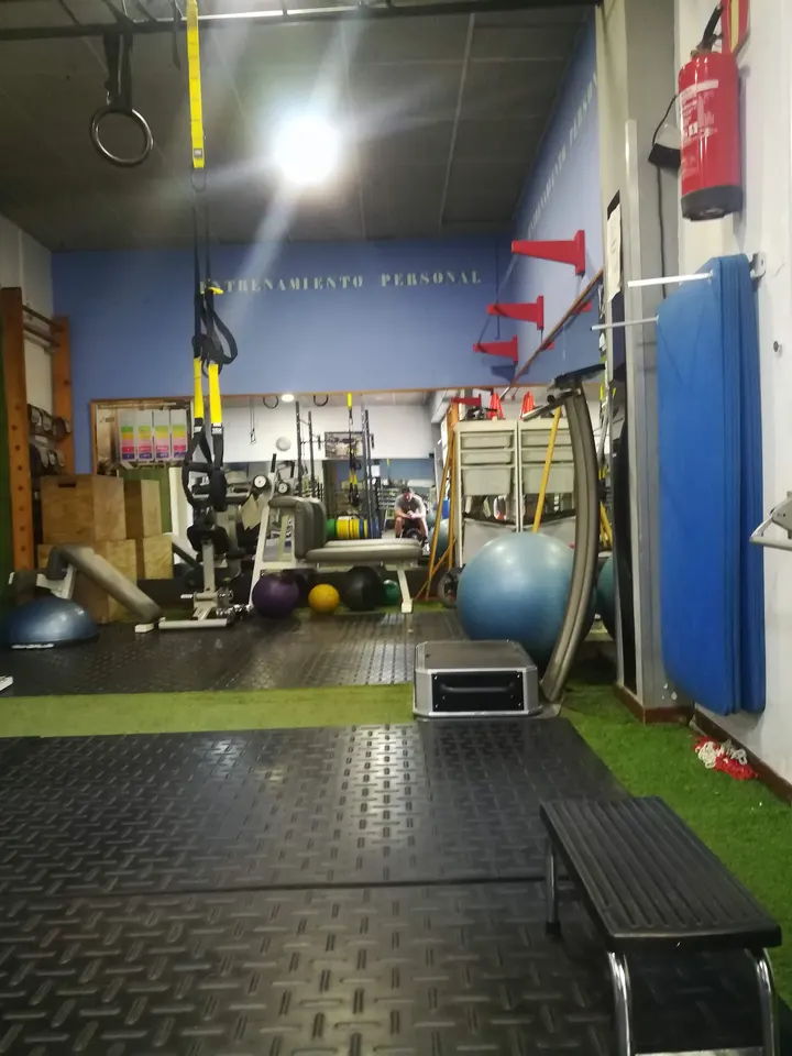 Club de Salud Gimnasio Imagen — estudio de fitness-studio en Granada — 4