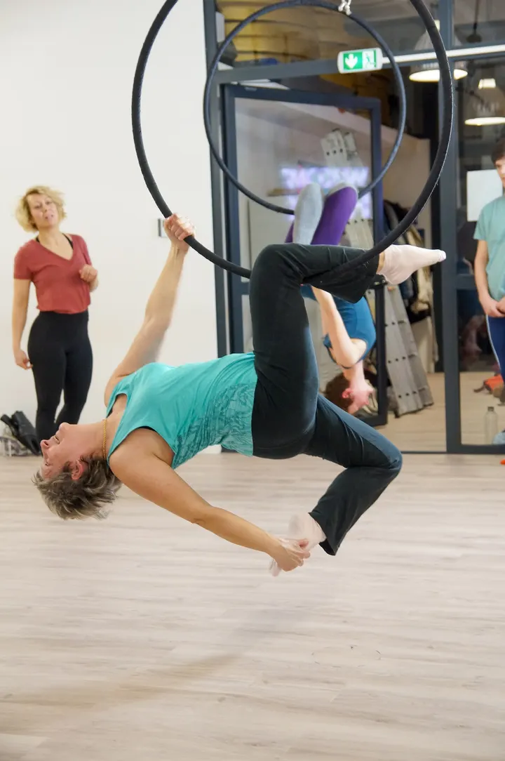 Pole Dance Grenoble — pole fitness-studio à Secteur 3, Grenoble — 3