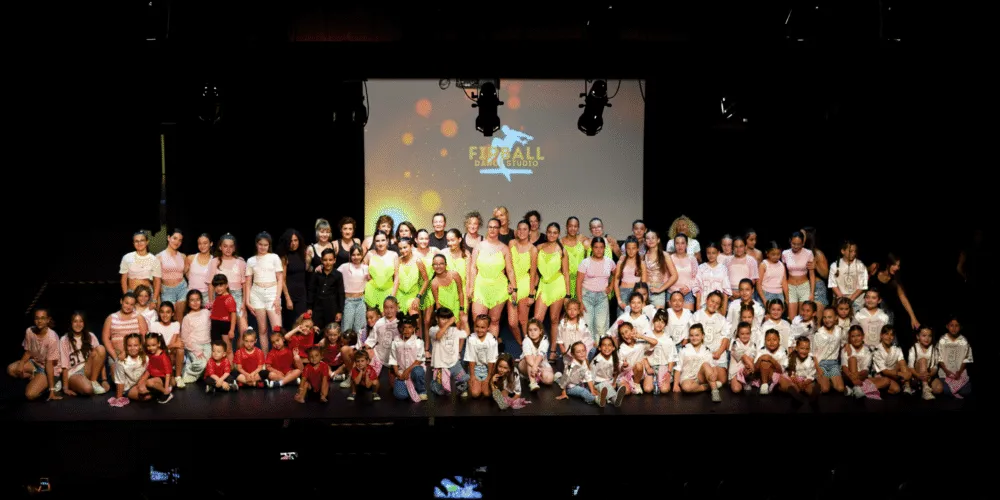 Escola De Ball Fipball — baile-studio en Sant Boi de Llobregat — 2