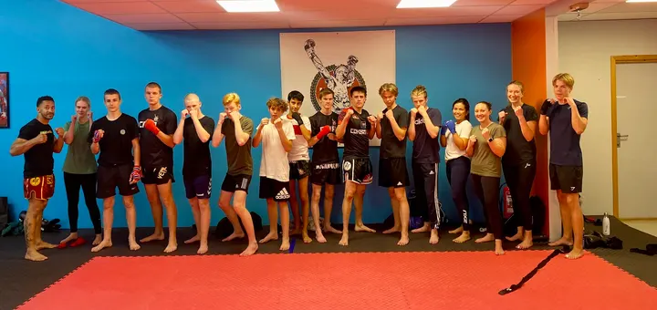 Santana Kickboxing/K1 Club — Kampsport i Bensen, Fjellhamar