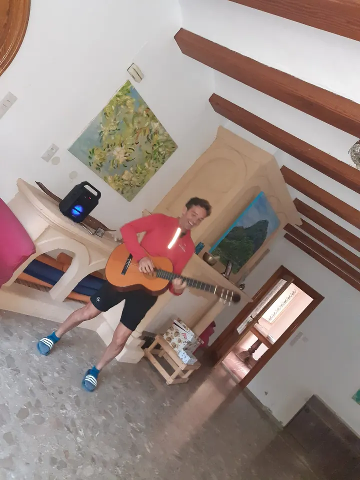 Traveling Inside Eva Coves Terapias Holísticas, Breathwork y Coaching — meditación-studio en Elche — 3