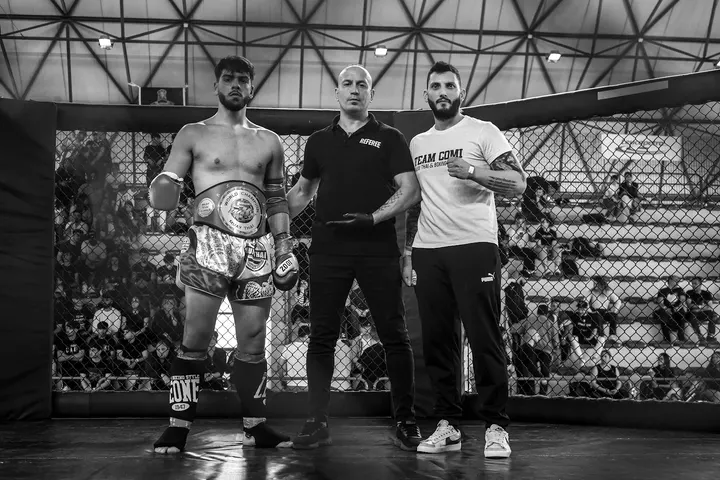 Muay Thai Club Napoli Team Comi: Home — muay thai-studio a Arzano — 2