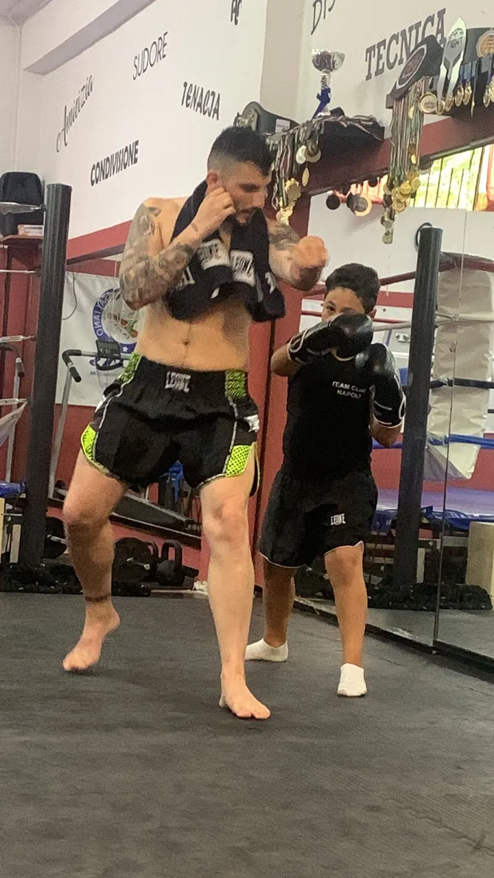 Muay Thai Club Napoli Team Comi: Home — muay thai-studio a Arzano — 3