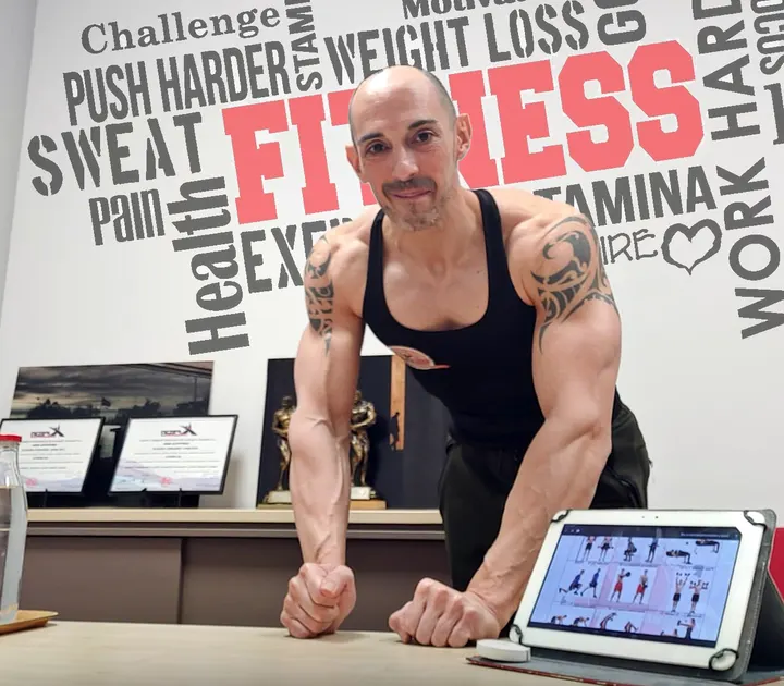 Chema Fernandez Entrenador personal en Leon — entrenamiento personal-studio en León — 5
