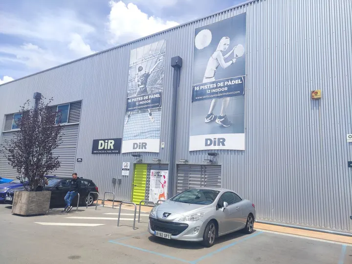 DiR Sant Cugat Pàdel Indoor — estudio de fitness-studio en Mira-sol, Sant Cugat del Vallès — 2