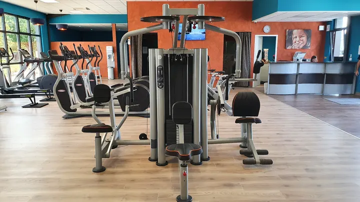 Hop La Forme Is-sur-Tille — salle de fitness-studio à Is-sur-Tille — 2
