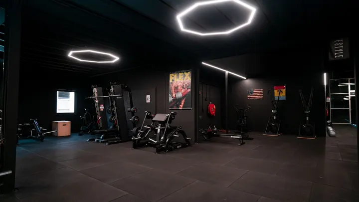 Star City — sportschool-studio in Slotenbuurt, Lelystad — 2