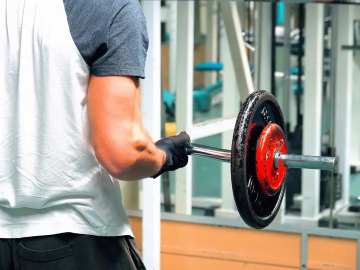 Club Athlétique SKF 4 Rue Henri Bergson — salle de fitness-studio à Saint-Cyr-sur-Loire — 4