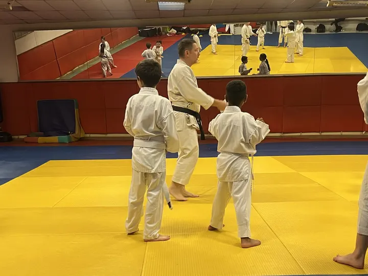 Academie Narbonnaise de Karate — arts martiaux-studio à Narbonne — 4