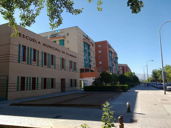 Escuela Municipal de Flamenco de Granada — baile-studio en Joaquina Eguaras, Granada — 2