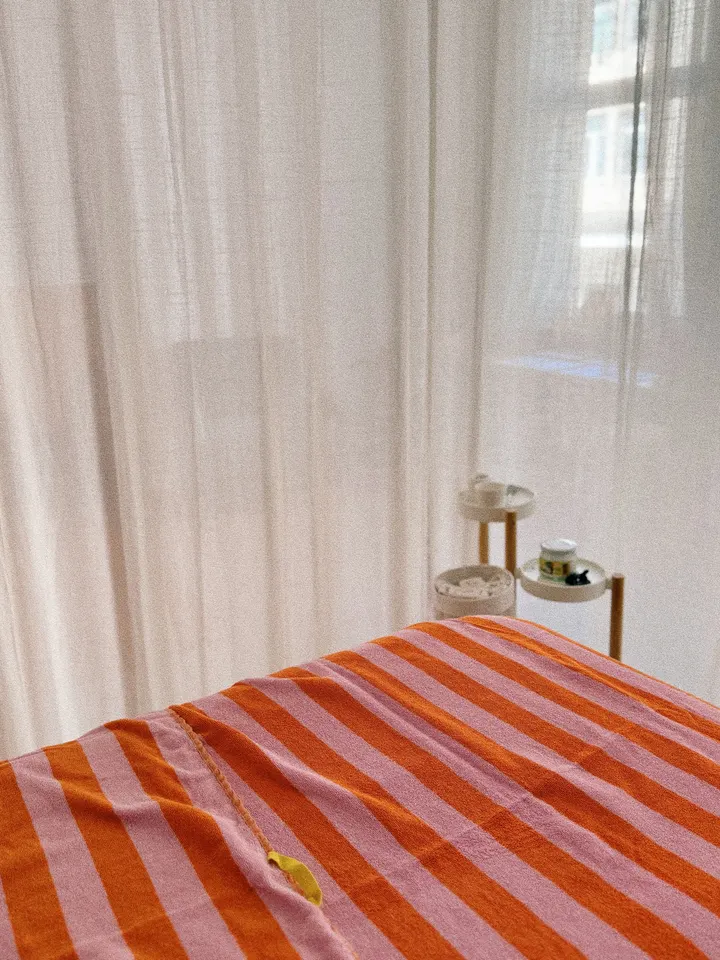 Aurora Haven Female — yoga-studio in Gemarkung Barmen, Wuppertal — 2