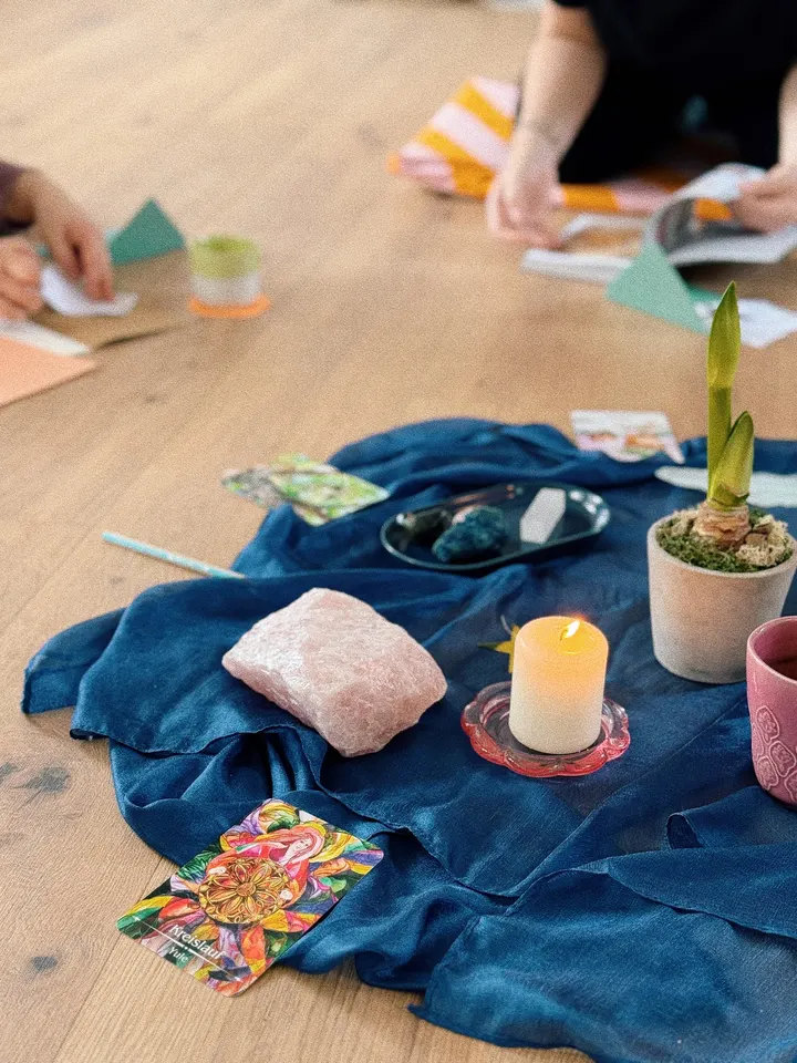 Aurora Haven Female — yoga-studio in Wuppertal — 5