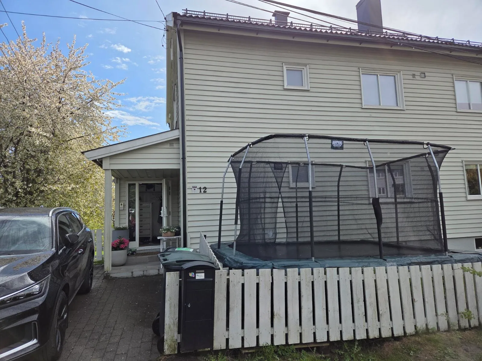 Charlotte Fladvad - Yoga - Terapi - Kreativ formidling — yoga-studio i Oppsal, Oslo — 3