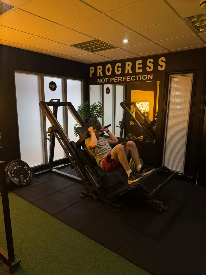 Fitnes — kickboxing-studio in Livingston — 4