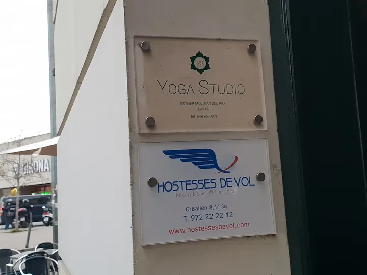 Yoga Studio Girona — Yoga en Eixample, Girona