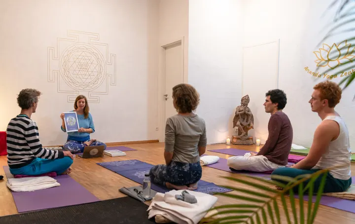 Akademie für traditionelles Yoga — yoga-studio in Vauban, Freiburg im Breisgau — 2