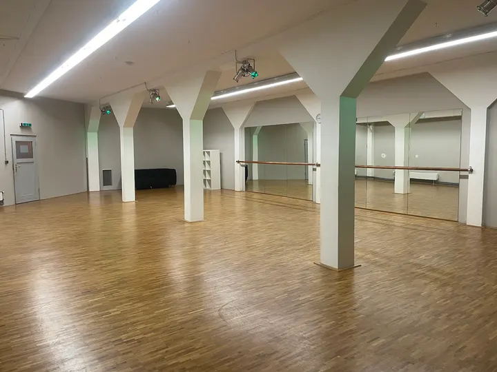 3SiXTY Studios — Tanz in Holstentor-Nord, Lübeck
