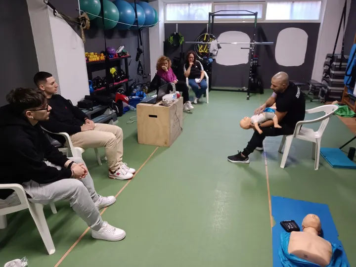 ASD Centro Sport Power Gym — palestre-studio a Pianopoli — 2