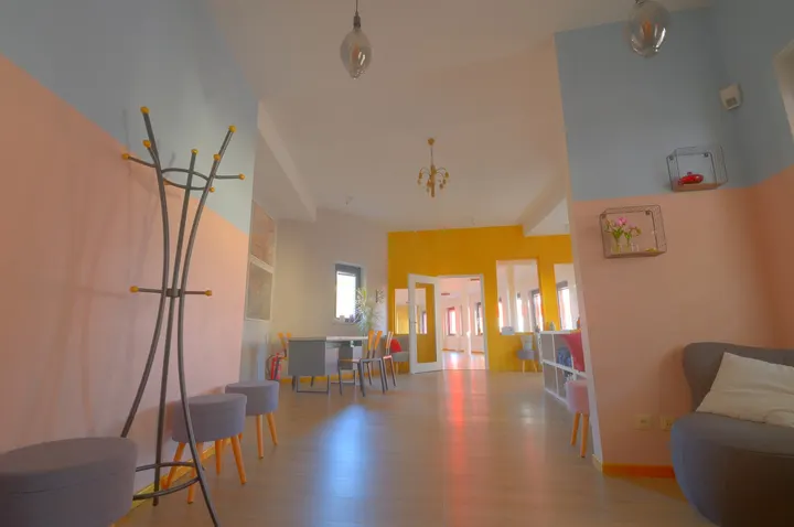 Anuyoga Bornheim, Yoga- und Gesundheitskurse — yoga-studio in Köln — 4