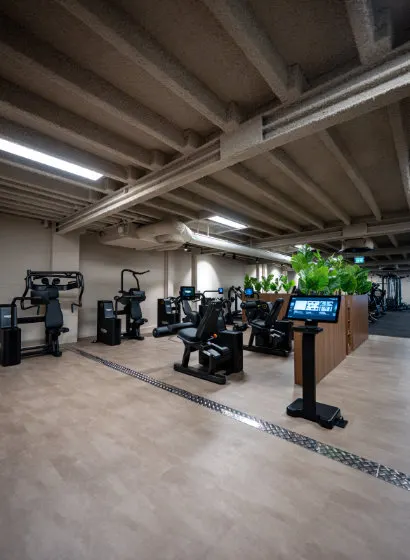 Club Hout — Sportschool in Bollendorp, Heiloo