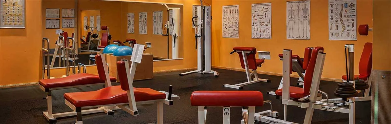 Fit-Inn — träningsstudio i Wuppertal — 2