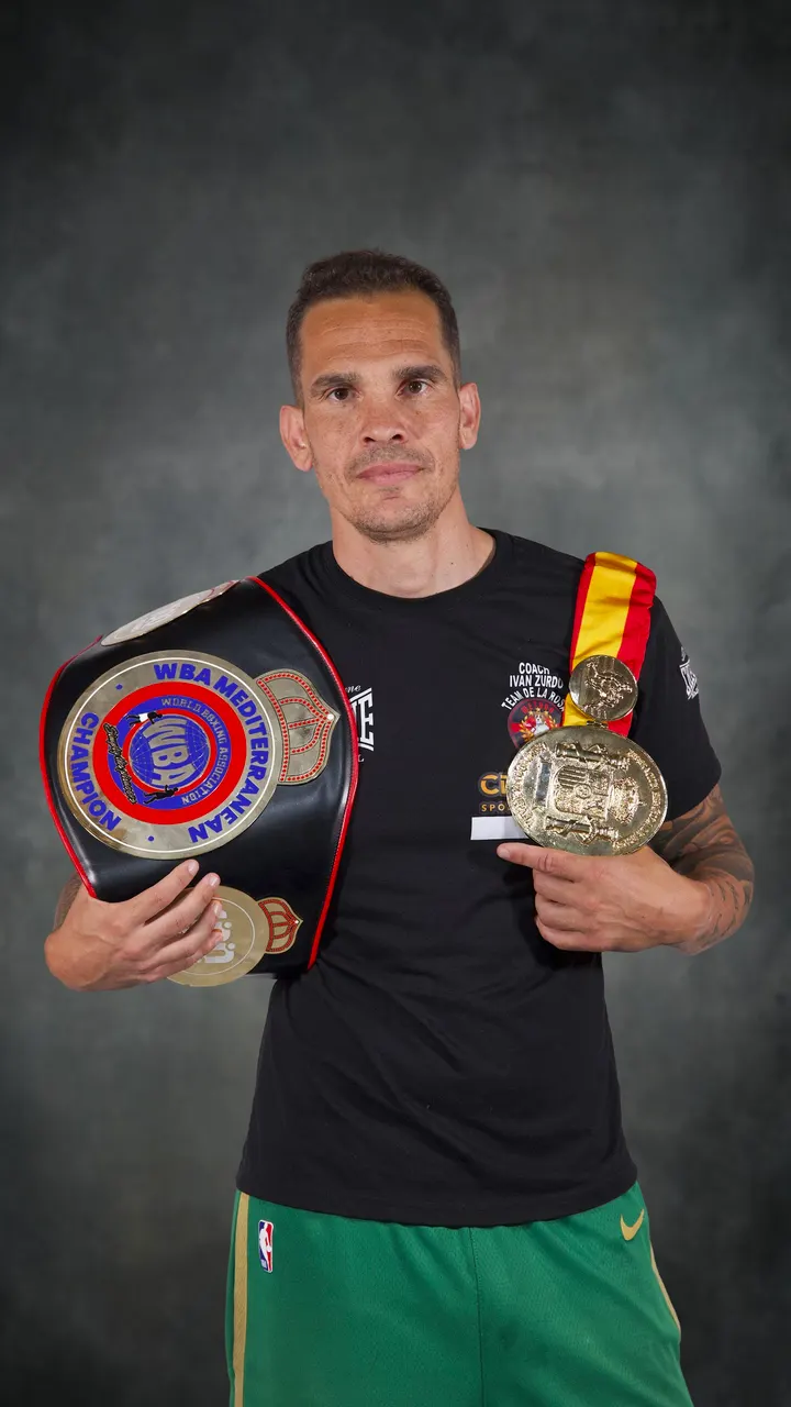 Método Zurdo C. Luis Mansilla — artes marciales-studio en Tres Cantos, Madrid — 2