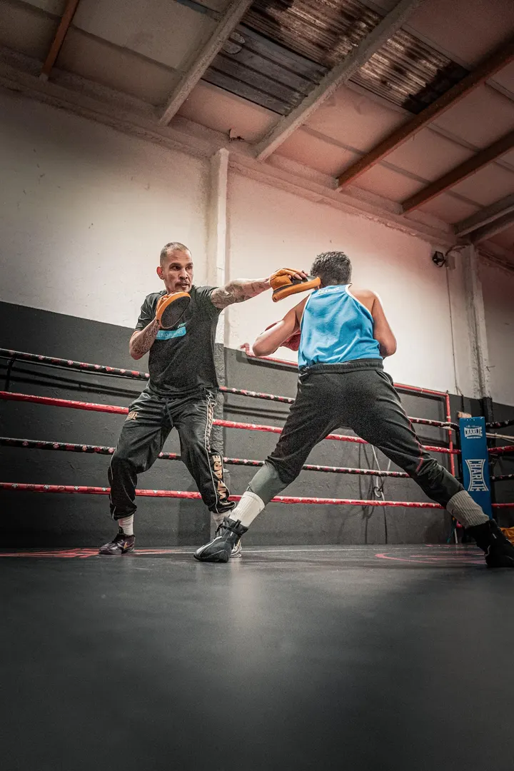 Método Zurdo C. Luis Mansilla — Muay Thai en Soto de Viñuelas, Tres Cantos