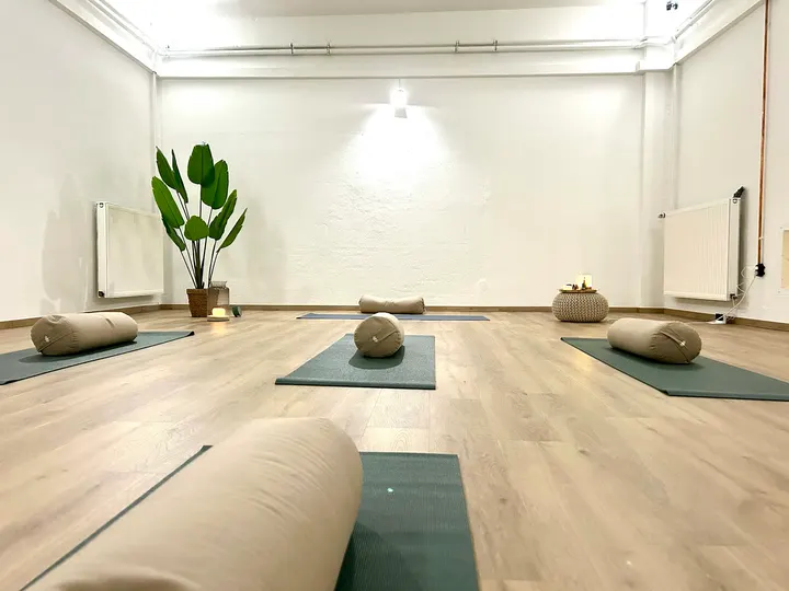 YogaLoft Ylo 2 — Yoga in Bahnhofsviertel, Oldenburg