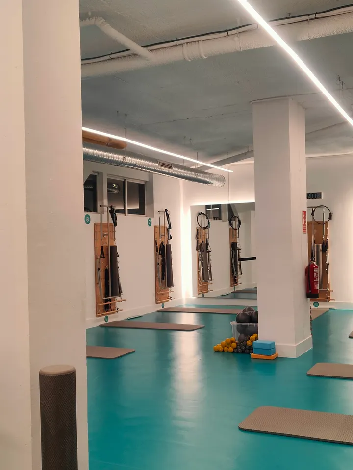 Qombo Acacias — reformer pilates-studio en Arganzuela, Madrid — 2