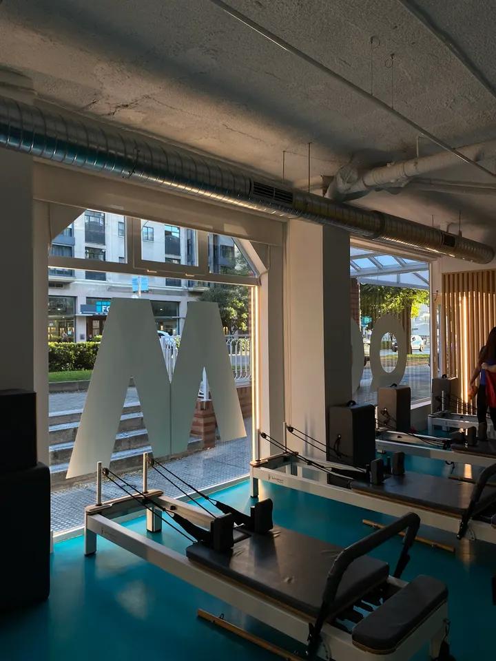 Qombo Acacias — reformer pilates-studio en Arganzuela, Madrid — 3