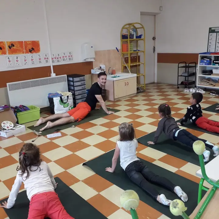 Smile Yoga, la Pure Tradition Yogique — yoga-studio à Saint-Raphaël — 3