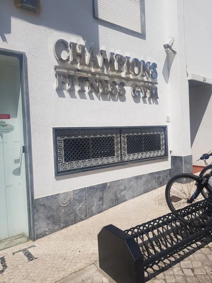 Champions Fitness Gym — ginásio-studio em Quarteira — 3