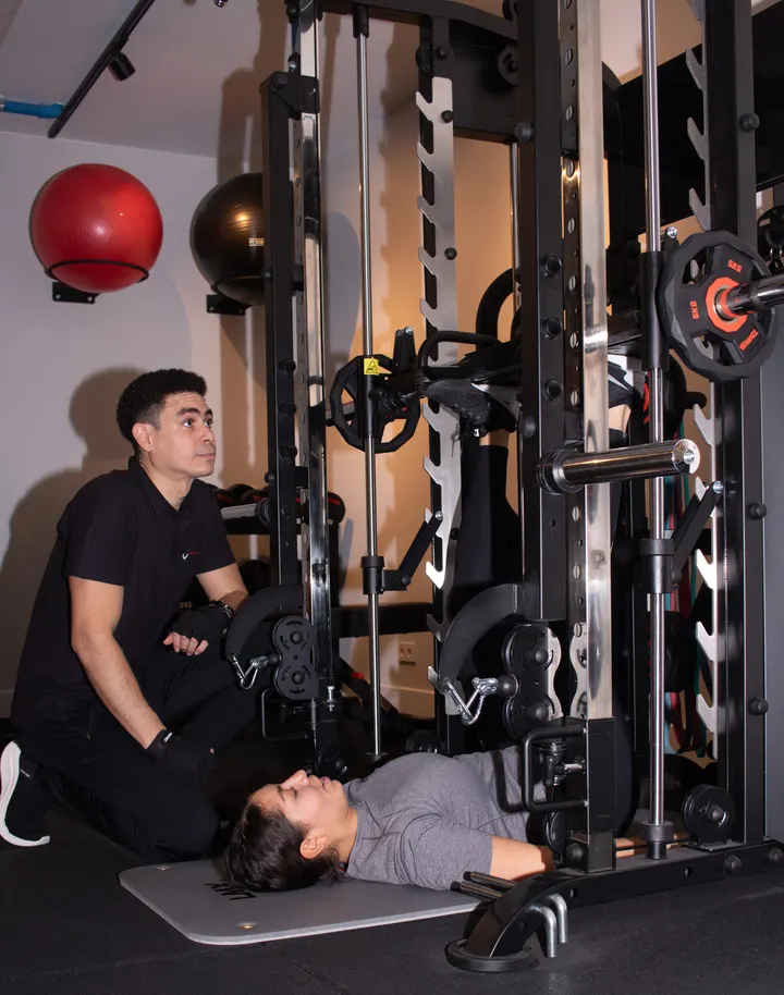 Fitness Studio Uprise — Sportschool in Nieuw-West, Amsterdam