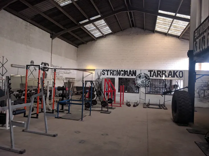 Strongman Tarrako - Club de Fuerza — fuerza-studio en Torreforta, Tarragona — 3