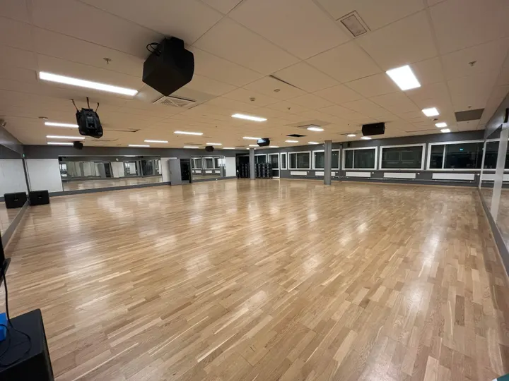OSI Pardans - Helsfyr — dans-studio i Gamle Oslo, Oslo — 2